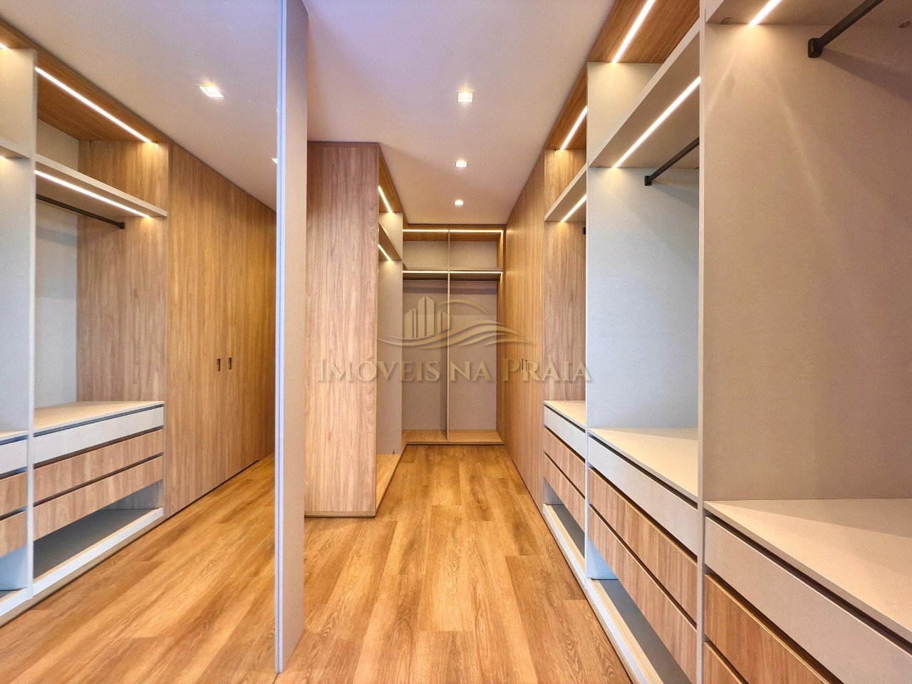 Foto 41 — Casa em Condomínio 5 Dormitório(s) Bairro Sense Xa