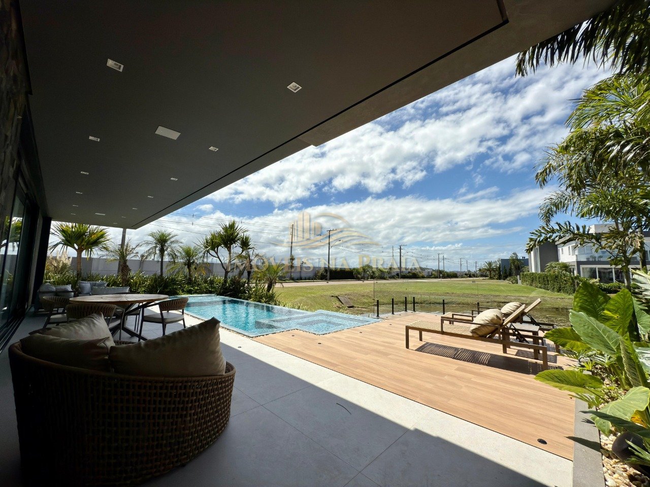 Foto 12 — Casa em Condomínio 5 Dormitório(s) Bairro Sense Xa