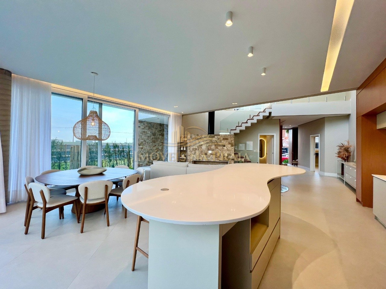 Foto 11 — Casa em Condomínio 4 Dormitório(s) Bairro Sunset