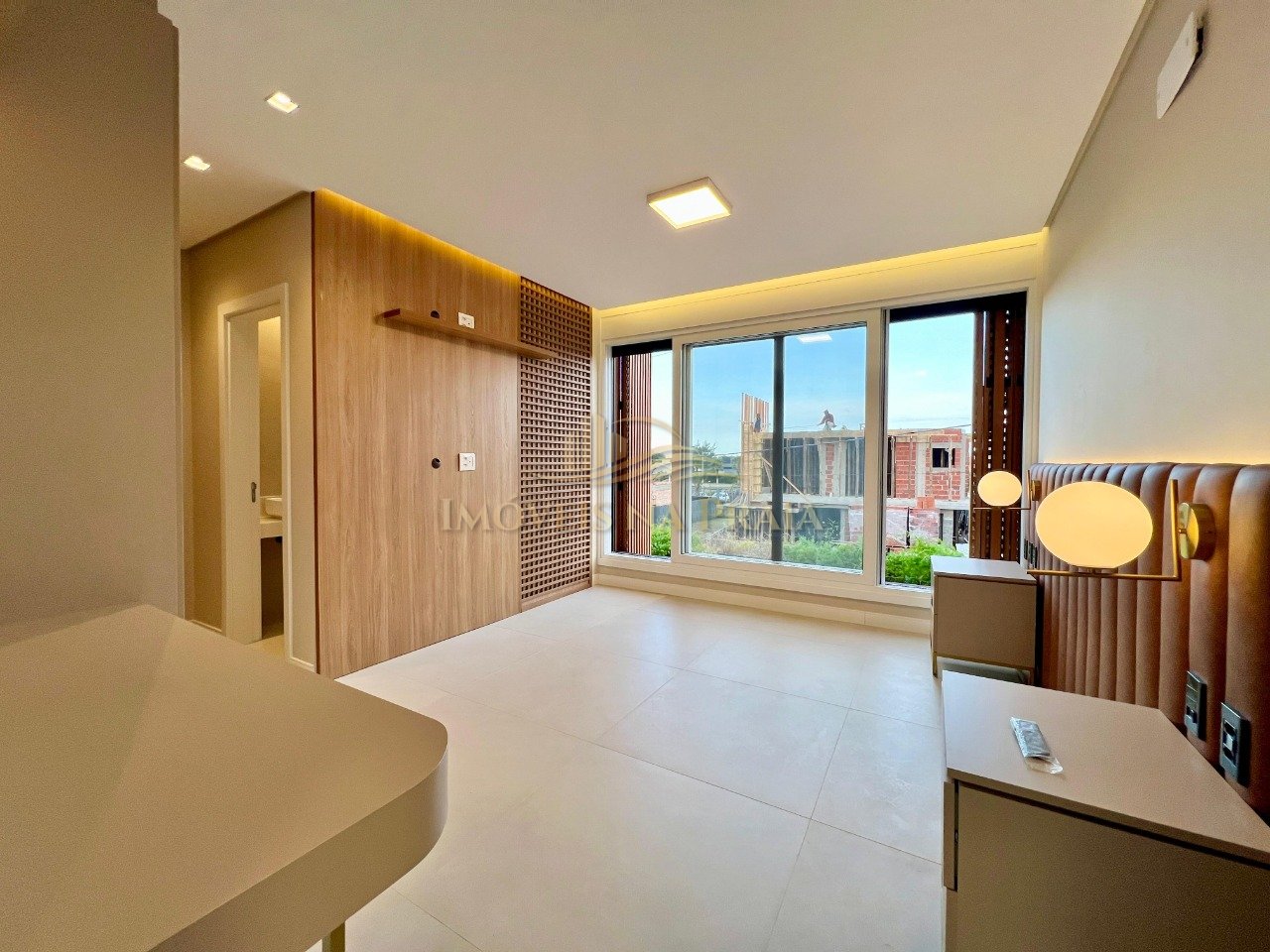 Foto 19 — Casa em Condomínio 4 Dormitório(s) Bairro Sunset