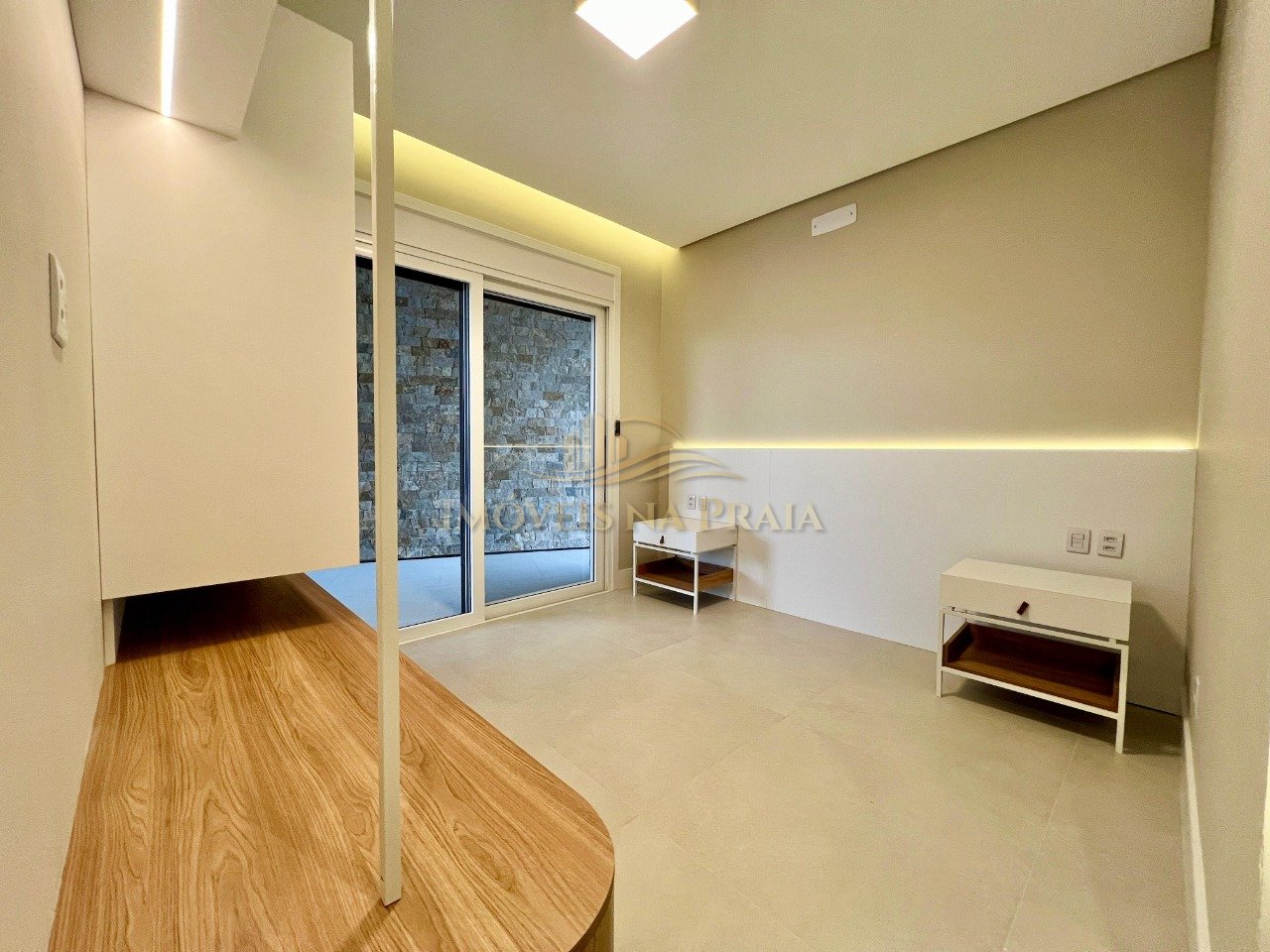 Foto 14 — Casa em Condomínio 4 Dormitório(s) Bairro Sunset