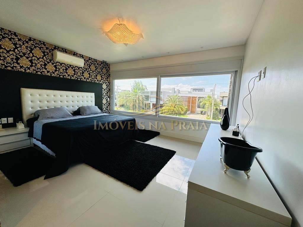 Foto 10 — Casa em Condomínio 4 Dormitório(s) Bairro Enseada