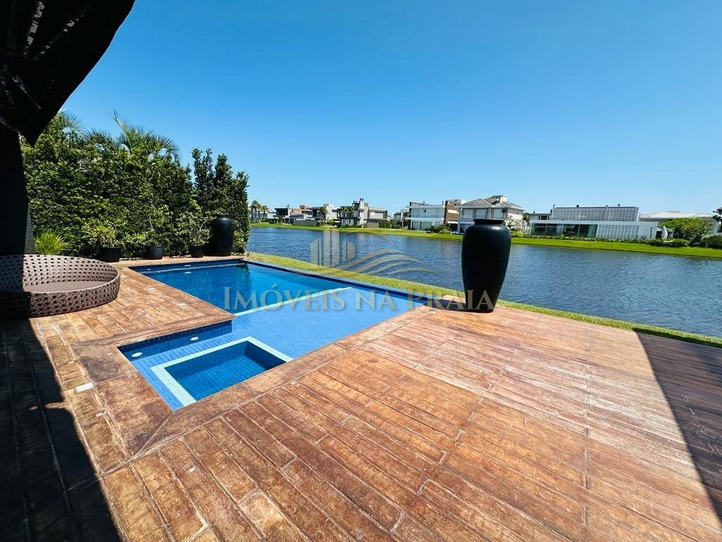 Foto 17 — Casa em Condomínio 4 Dormitório(s) Bairro Enseada