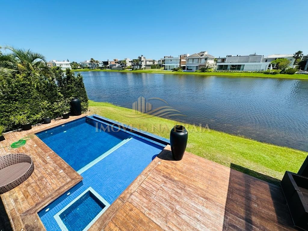 Foto 12 — Casa em Condomínio 4 Dormitório(s) Bairro Enseada