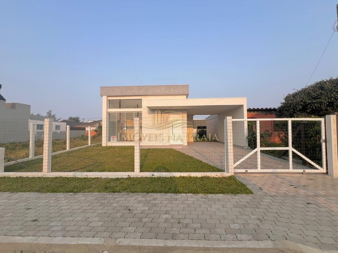 Casa 3 Dormitório(s) Bairro Noiva do Mar