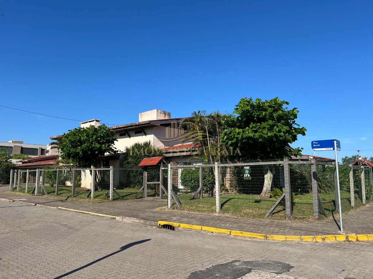 Casa 4 Dormitório(s) Bairro Atlântida