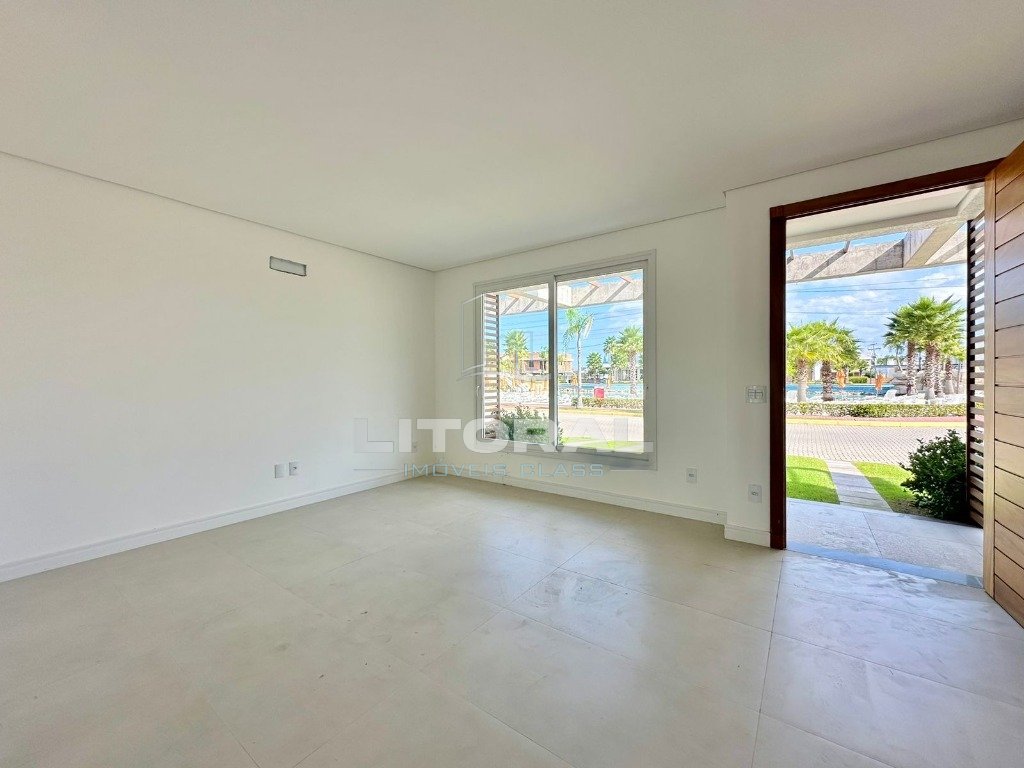 Foto 4 — Casa em Condomínio 4 Dormitório(s) Bairro Murano