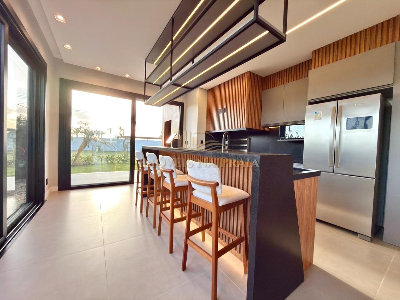 Foto 9 — Casa em Condomínio 4 Dormitório(s) Bairro Amare