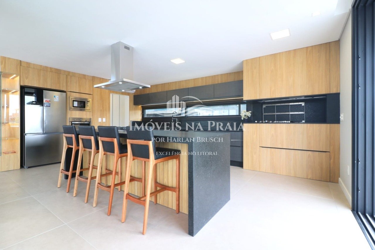 Foto 24 — Casa em Condomínio 6 Dormitório(s) Bairro Celebrat