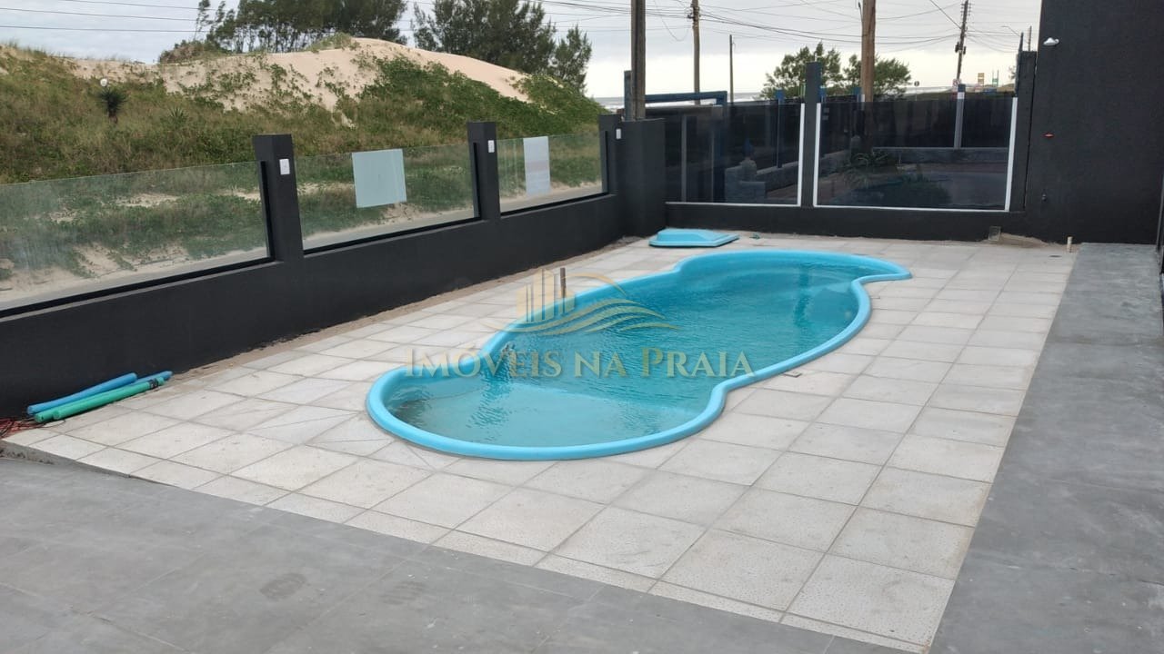 Foto 2 — Casa 3 Dormitório(s) Bairro Rainha do Mar