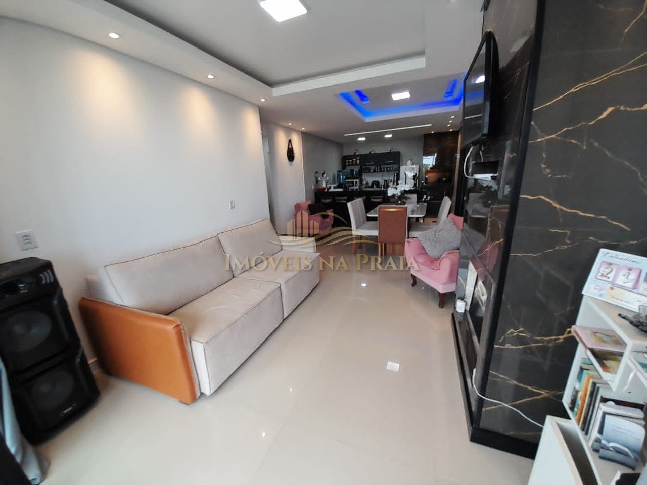 Foto 8 — Casa 3 Dormitório(s) Bairro Rainha do Mar