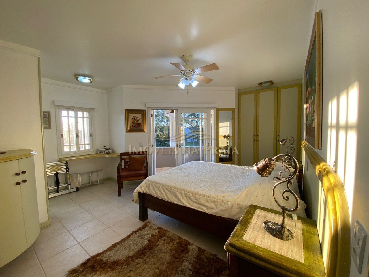 Foto 9 — Duplex 4 Dormitório(s) Bairro Centro