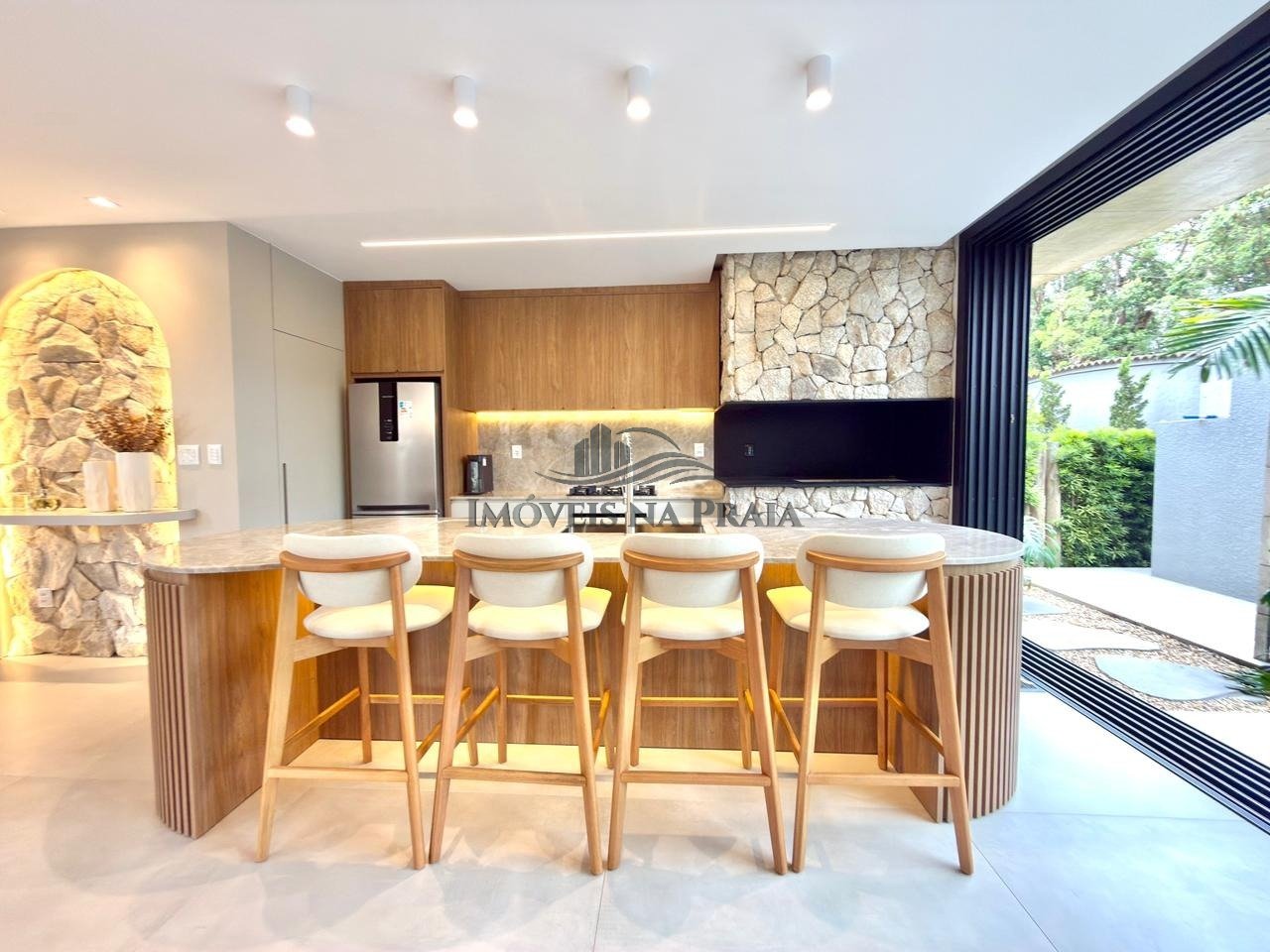 Foto 8 — Casa em Condomínio 4 Dormitório(s) Bairro Porto Co