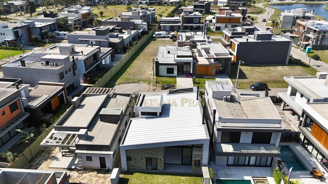 Foto 25 — Casa em Condomínio 4 Dormitório(s) Bairro Sunset