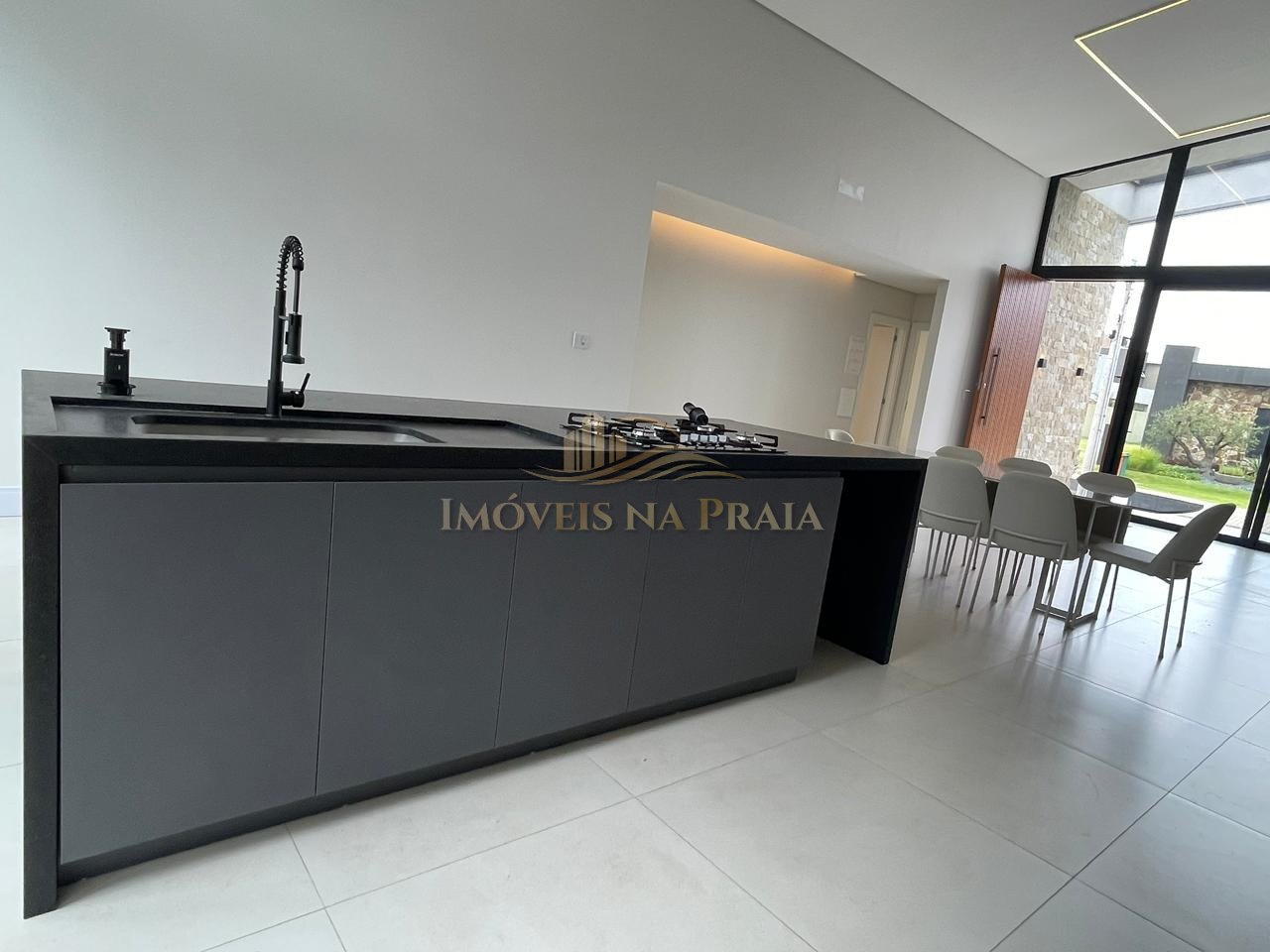 Foto 8 — Casa em Condomínio 4 Dormitório(s) Bairro Sunset