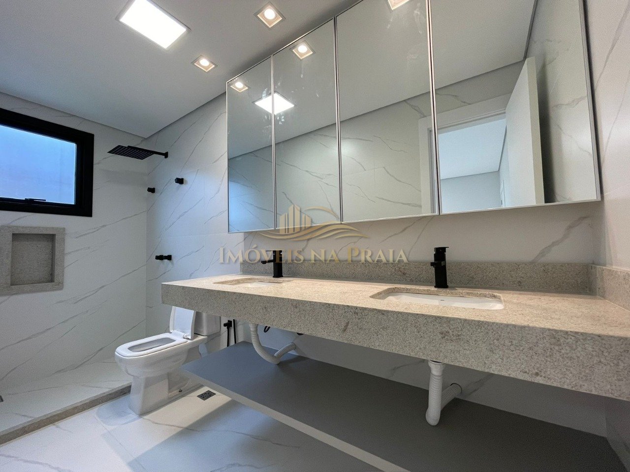 Foto 13 — Casa em Condomínio 4 Dormitório(s) Bairro Sunset