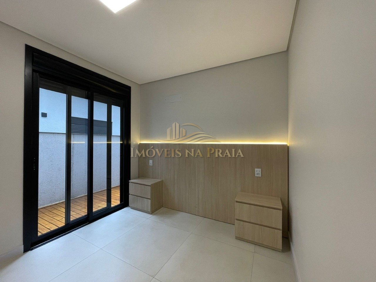 Foto 19 — Casa em Condomínio 4 Dormitório(s) Bairro Sunset