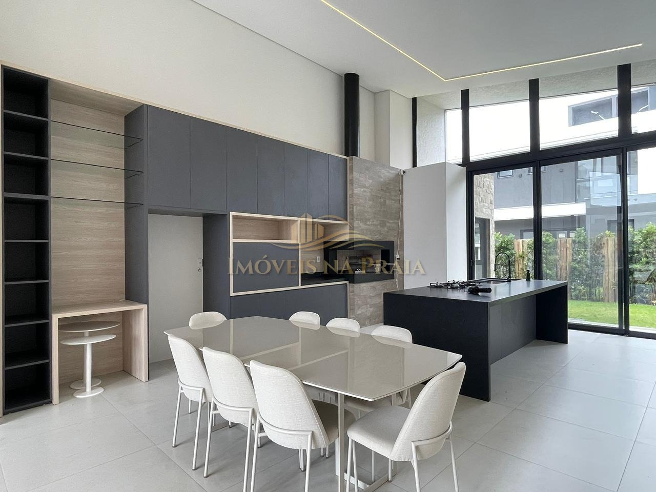 Foto 6 — Casa em Condomínio 4 Dormitório(s) Bairro Sunset