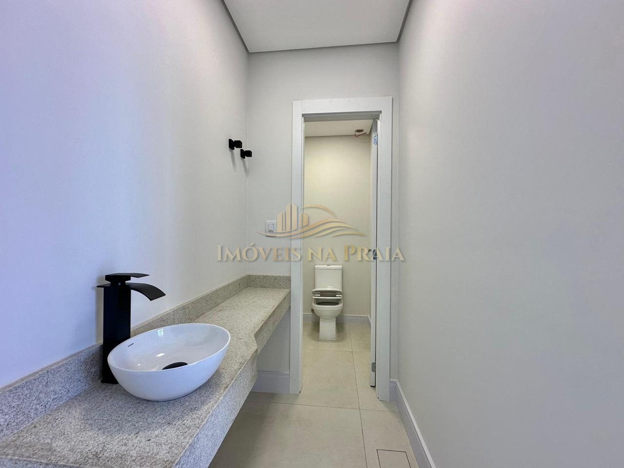 Foto 26 — Casa em Condomínio 4 Dormitório(s) Bairro Sunset