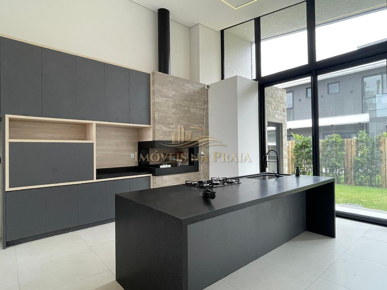 Foto 4 — Casa em Condomínio 4 Dormitório(s) Bairro Sunset