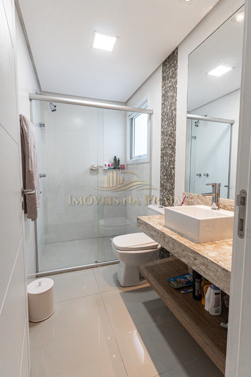 Foto 2 — Casa 4 Dormitório(s) Bairro Atlântida