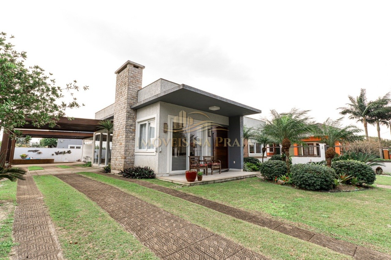 Casa 4 Dormitório(s) Bairro Atlântida