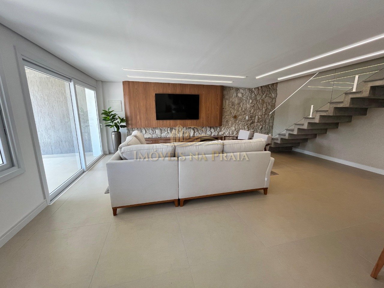 Foto 3 — Casa 4 Dormitório(s) Bairro Atlântida