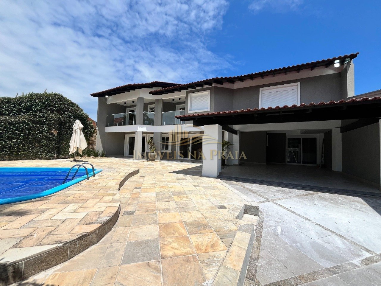 Casa 4 Dormitório(s) Bairro Atlântida