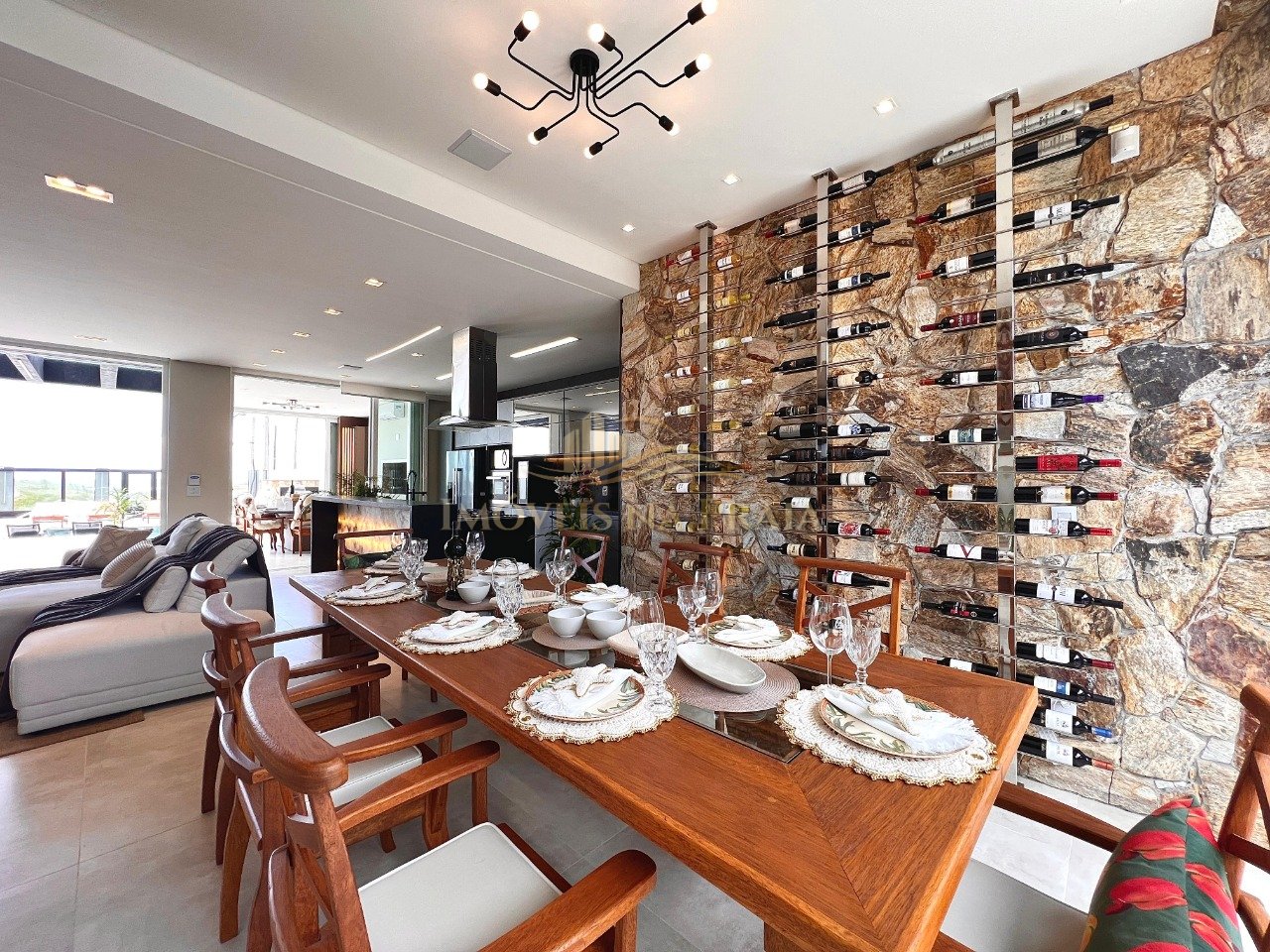 Foto 7 — Casa 4 Dormitório(s) Bairro Centro