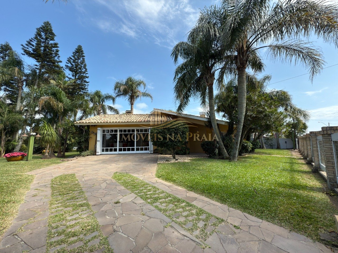 Foto 57 — Casa 3 dormitórios no bairro Atlântida C-c-i