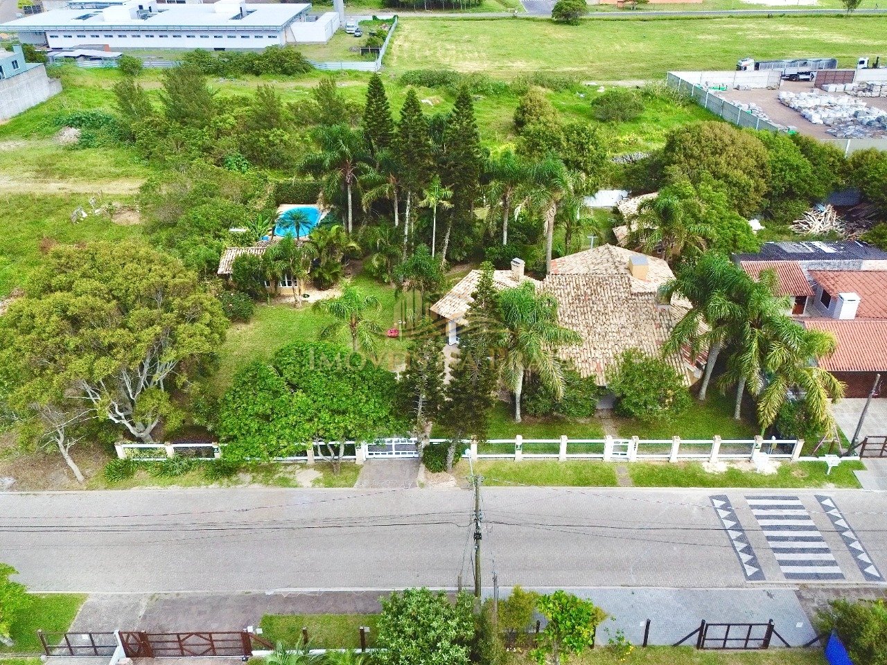 Foto 3 — Casa 3 dormitórios no bairro Atlântida C-c-i