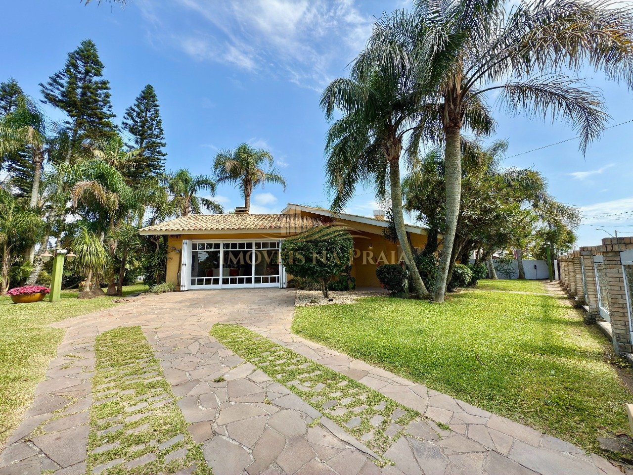 Foto 58 — Casa 3 dormitórios no bairro Atlântida C-c-i