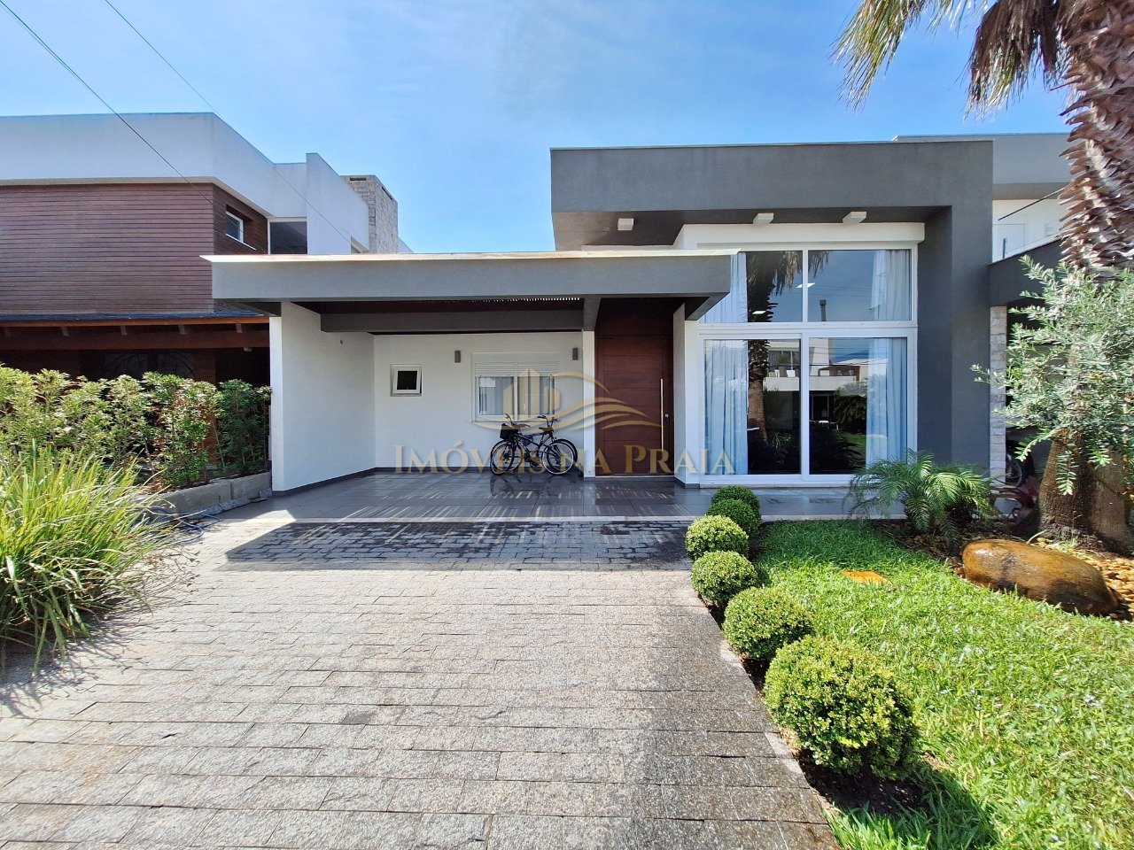 Casa em Condomínio 3 dormitórios no bairro Las Palmas