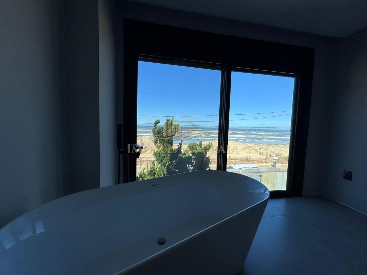 Foto 10 — Casa 6 dormitórios no bairro Centro