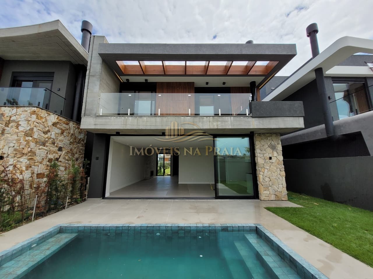 Foto 5 — Casa em Condomínio 4 dormitórios no bairro Sunset