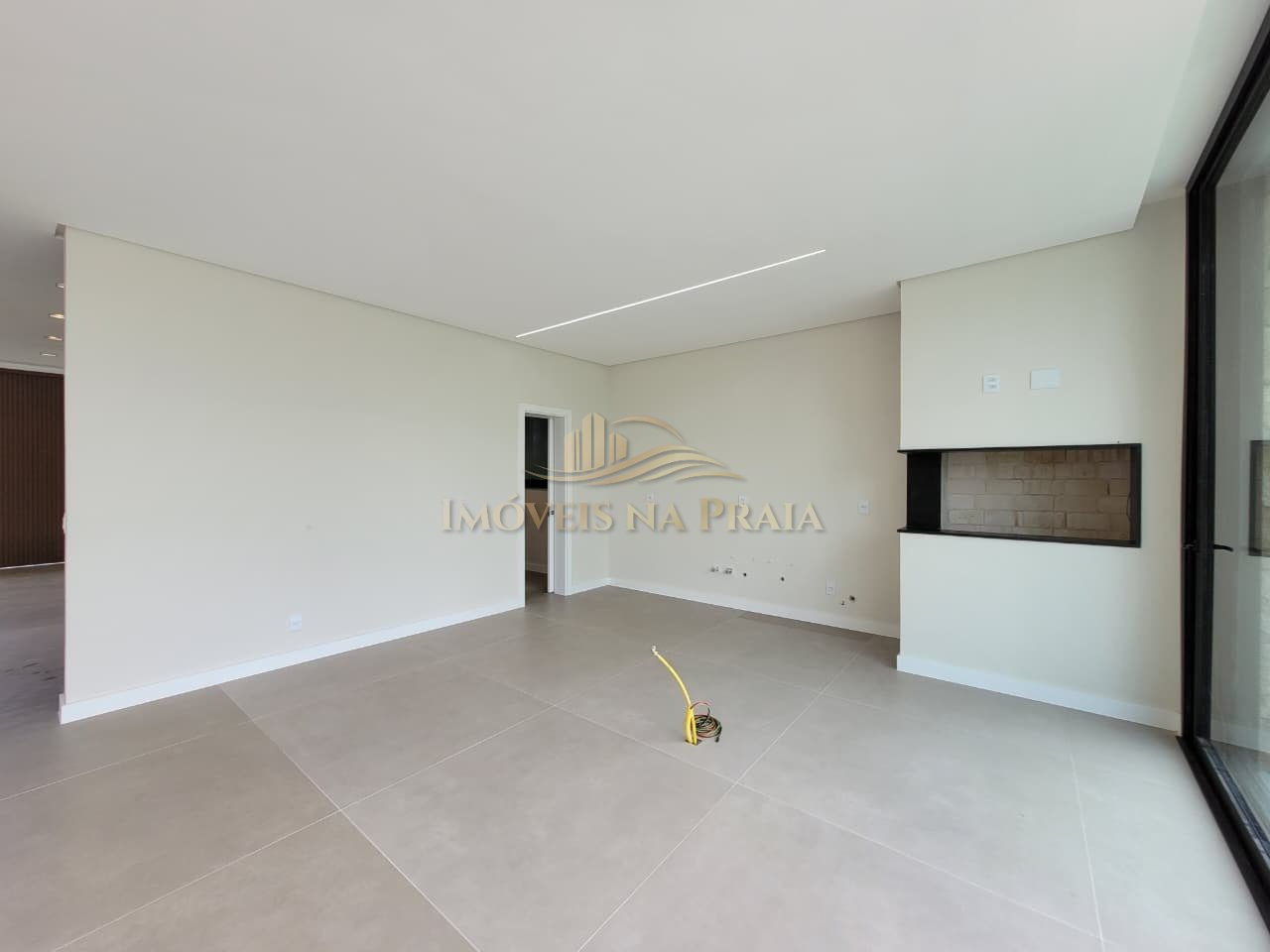 Foto 23 — Casa em Condomínio 4 dormitórios no bairro Sunset