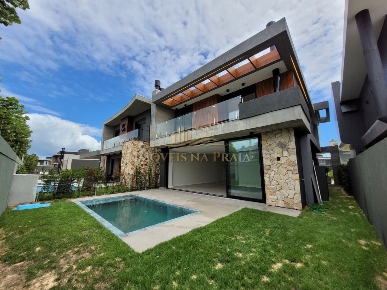 Foto 18 — Casa em Condomínio 4 dormitórios no bairro Sunset