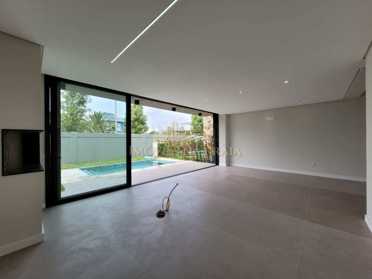 Foto 10 — Casa em Condomínio 4 dormitórios no bairro Sunset