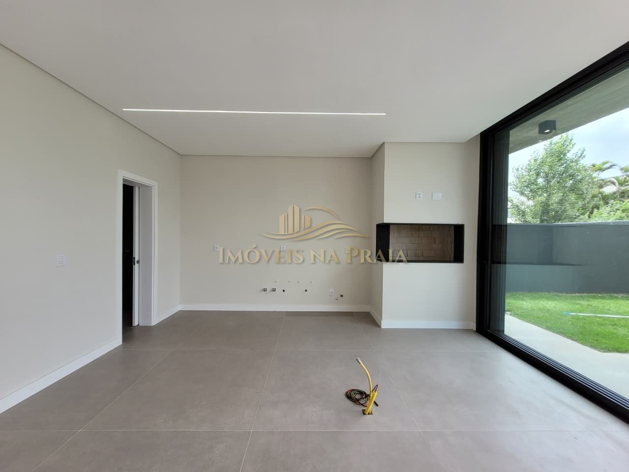 Foto 27 — Casa em Condomínio 4 dormitórios no bairro Sunset