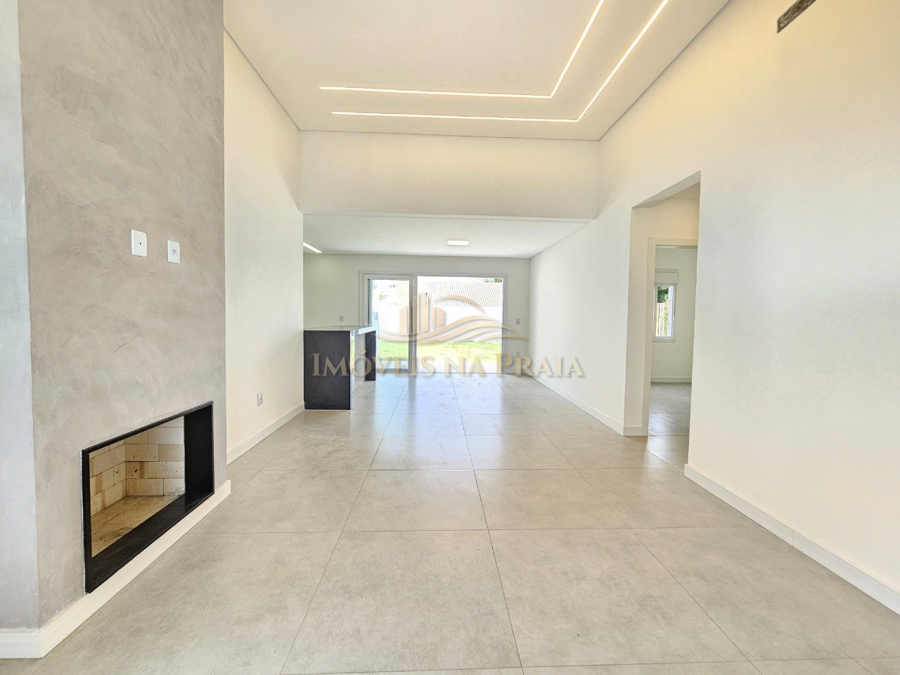 Foto 11 — Casa 3 dormitórios no bairro Rainha do Mar