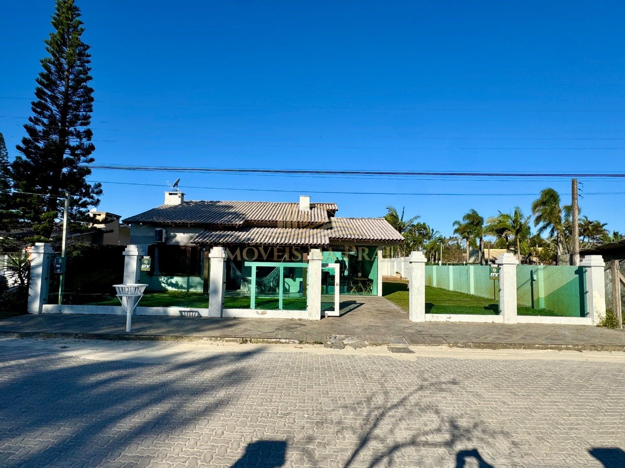 Foto 2 — Casa 3 dormitórios no bairro Atlântida