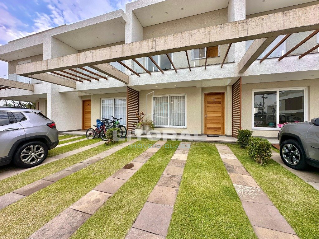 Casa em Condomínio 3 dormitórios no bairro Murano