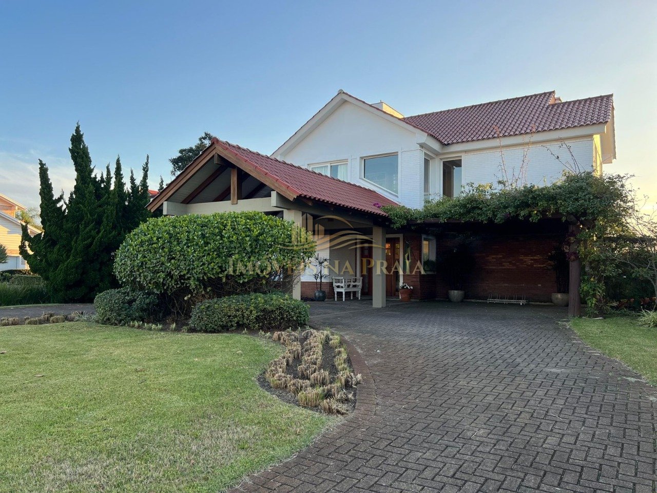 Casa em Condomínio 4 dormitórios no bairro Green Village