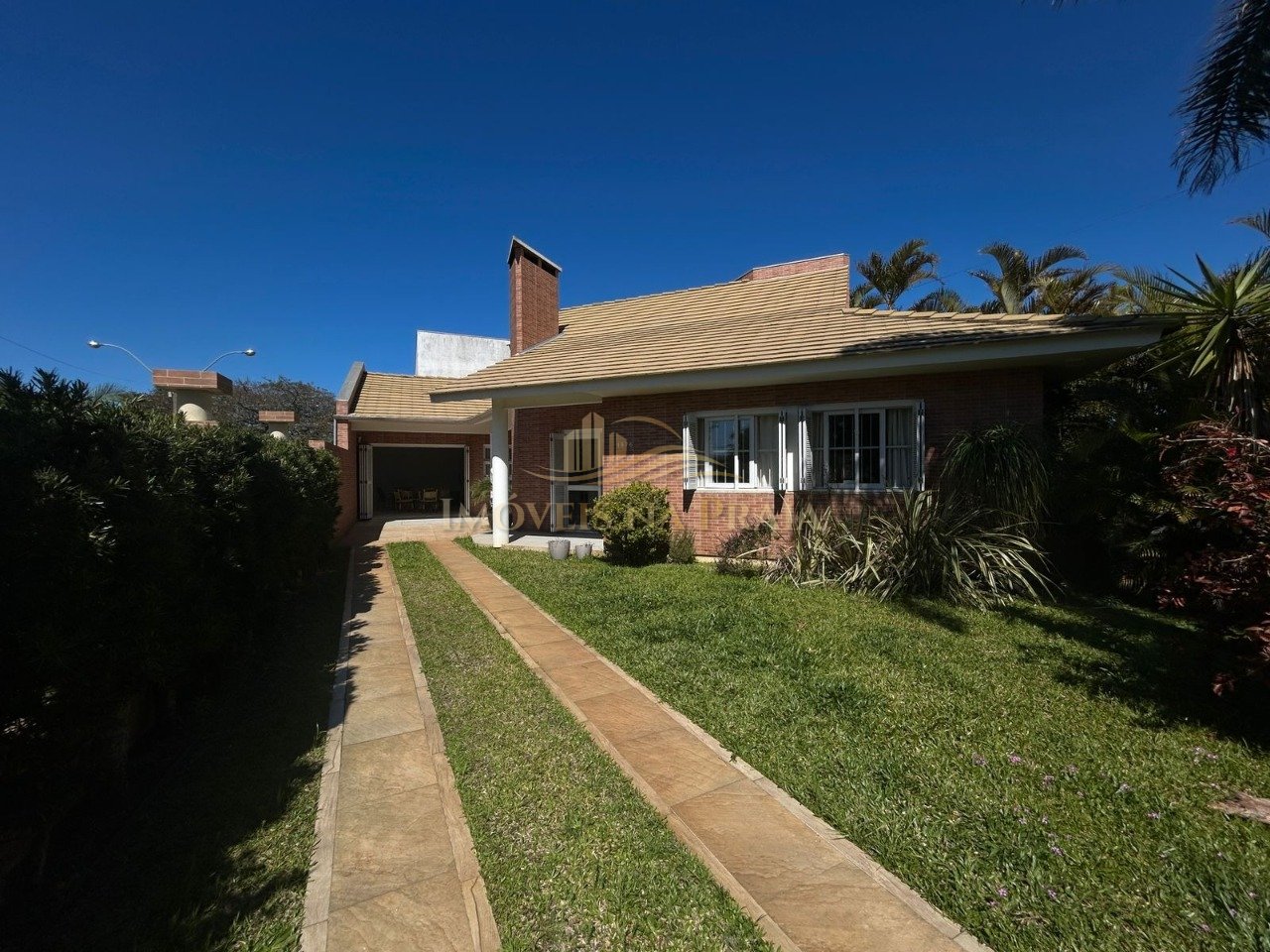 Casa 3 dormitórios no bairro Centro