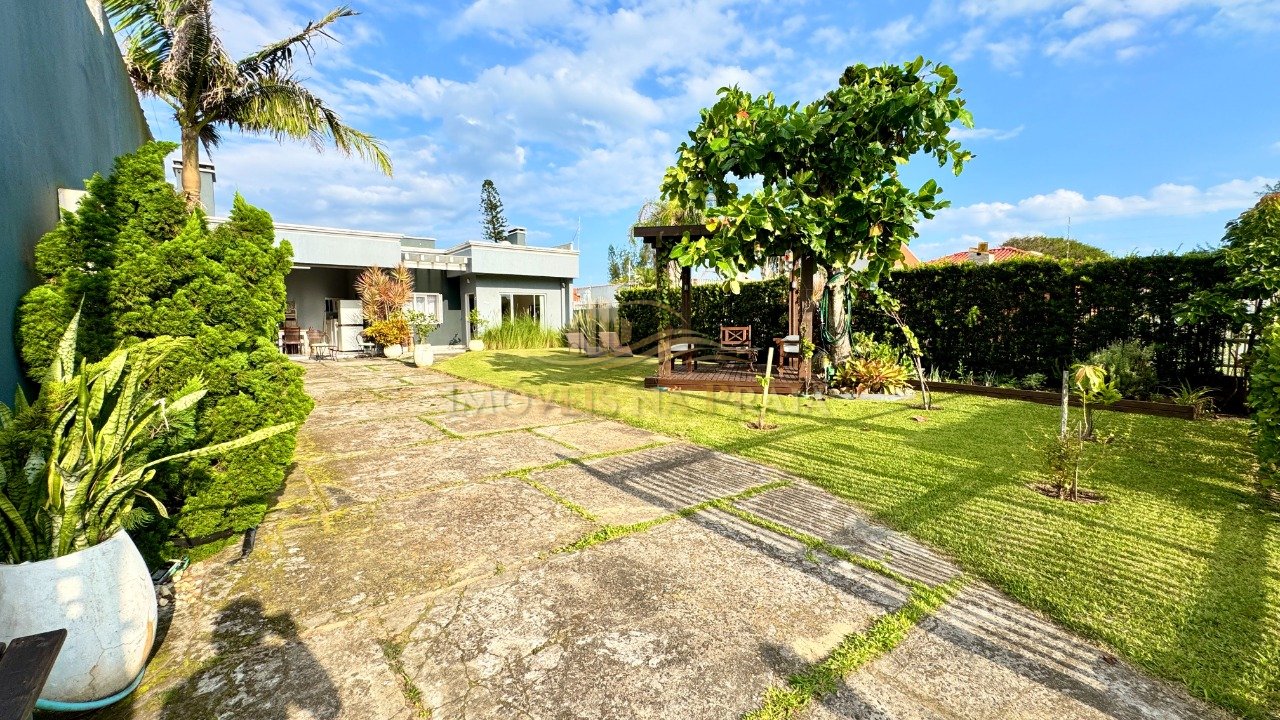 Foto 2 — Casa 3 dormitórios no bairro Arpoador