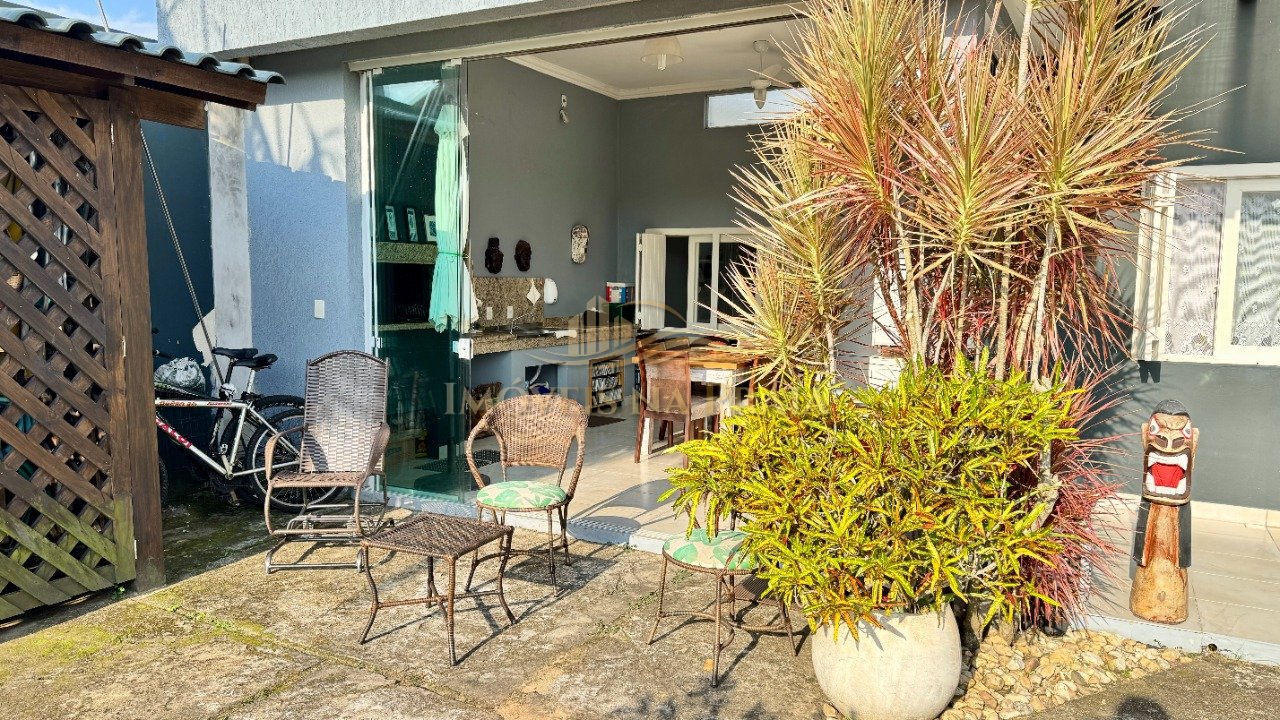 Foto 8 — Casa 3 dormitórios no bairro Arpoador