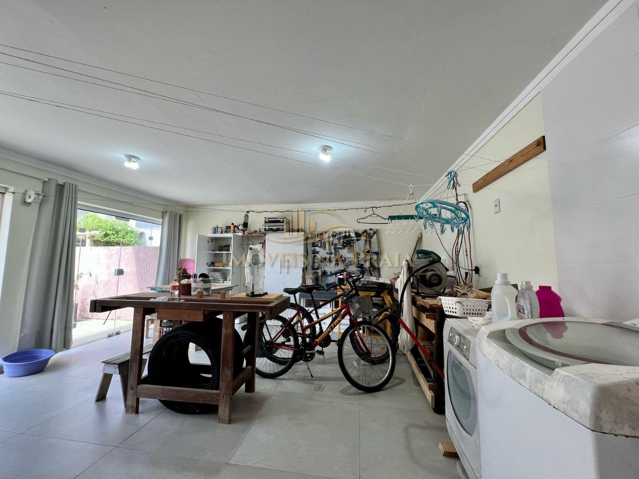 Foto 2 — Casa 3 dormitórios no bairro Arpoador