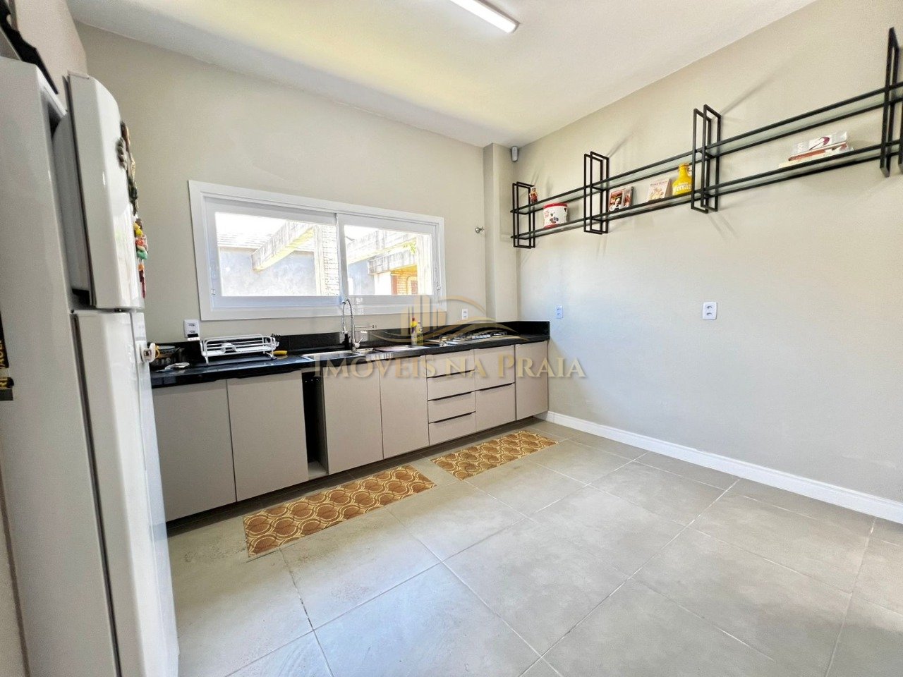 Foto 6 — Casa 3 dormitórios no bairro Rainha do Mar