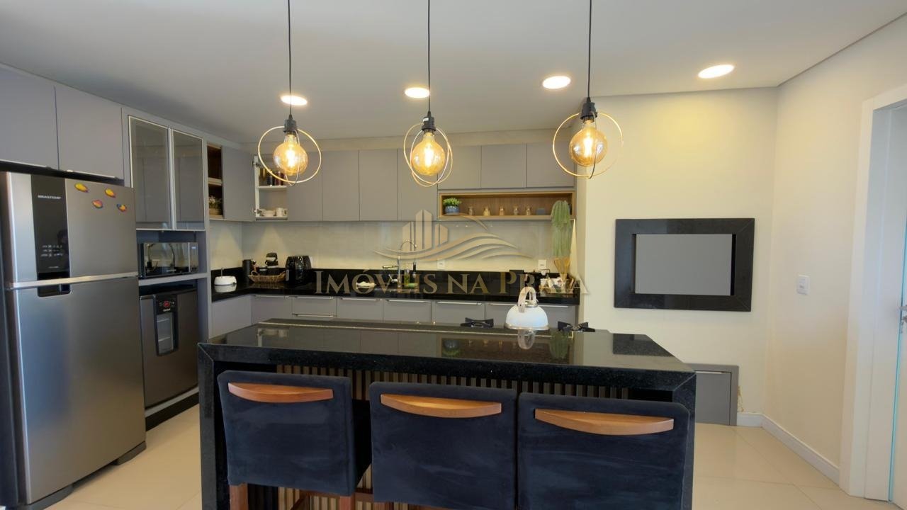 Foto 7 — Casa 3 dormitórios no bairro Arpoador