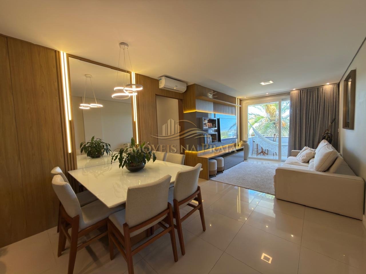 Apartamento no Essence Atlântida.